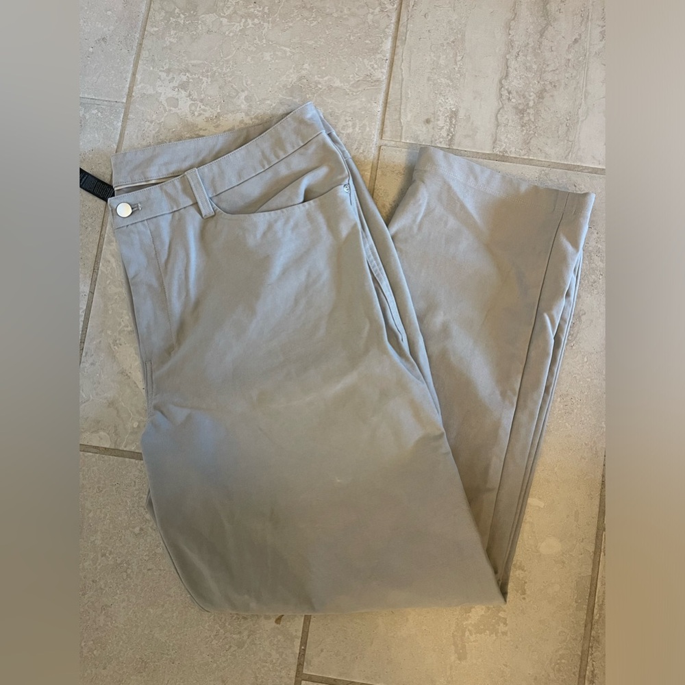 Men’s Lululemon ABC Classic Fit